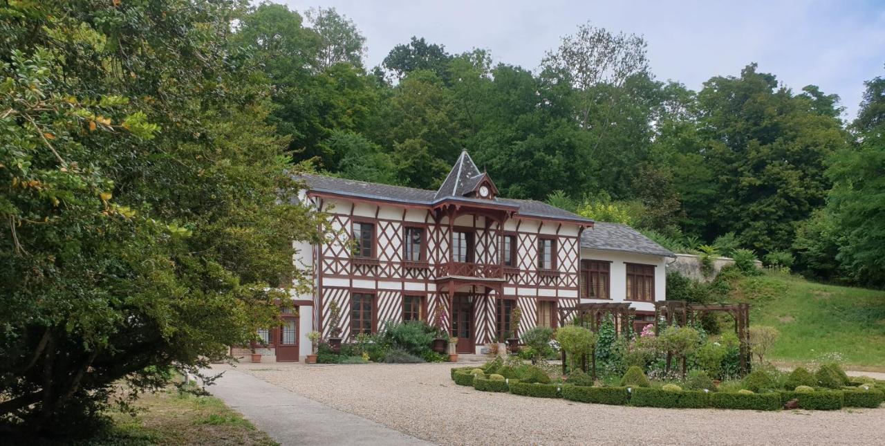 Chateau De La Bucherie Saint-Cyr-en-Arthies Bagian luar foto